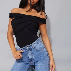 Prettylittlething x Wrap Off The Shoulder Bodysuit
